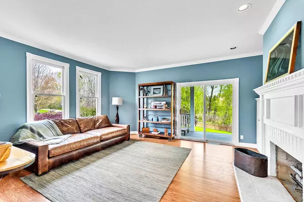 Wind Point, WI 53402,5201 Hunt Club ROAD