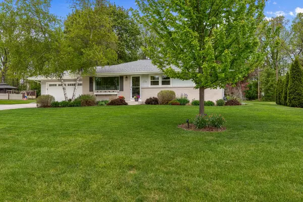 Menomonee Falls, WI 53051,N51W15940 Fair Oak PARKWAY