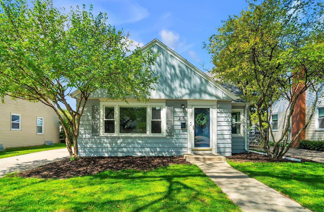 2115 N 85th STREET, Wauwatosa, WI 53226