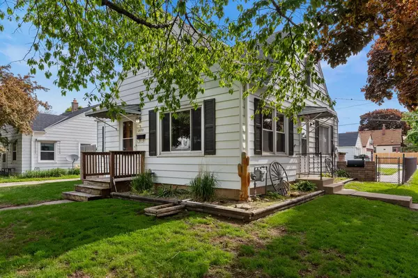 3672 S 23rd STREET,  Milwaukee,  WI 53221