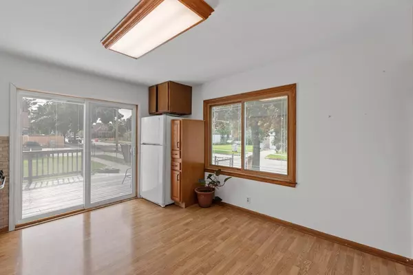 Milwaukee, WI 53221,3672 S 23rd STREET