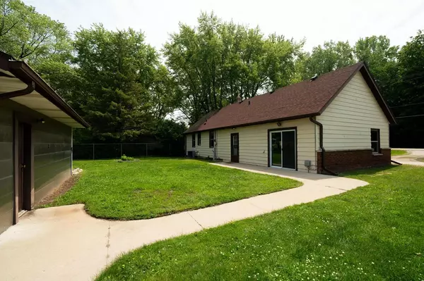 Waterford, WI 53185,28248 N Lake DRIVE