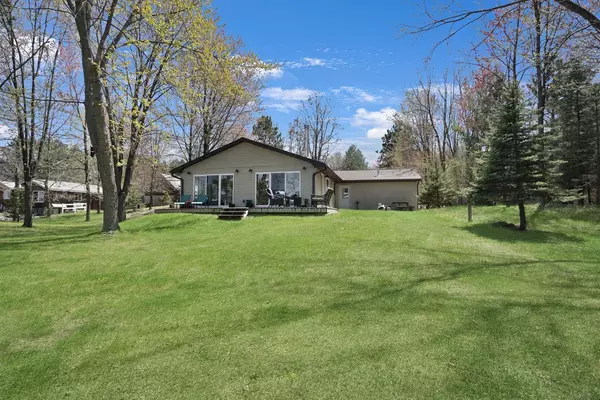 Nekoosa, WI 54457,1014 Long Bow COURT