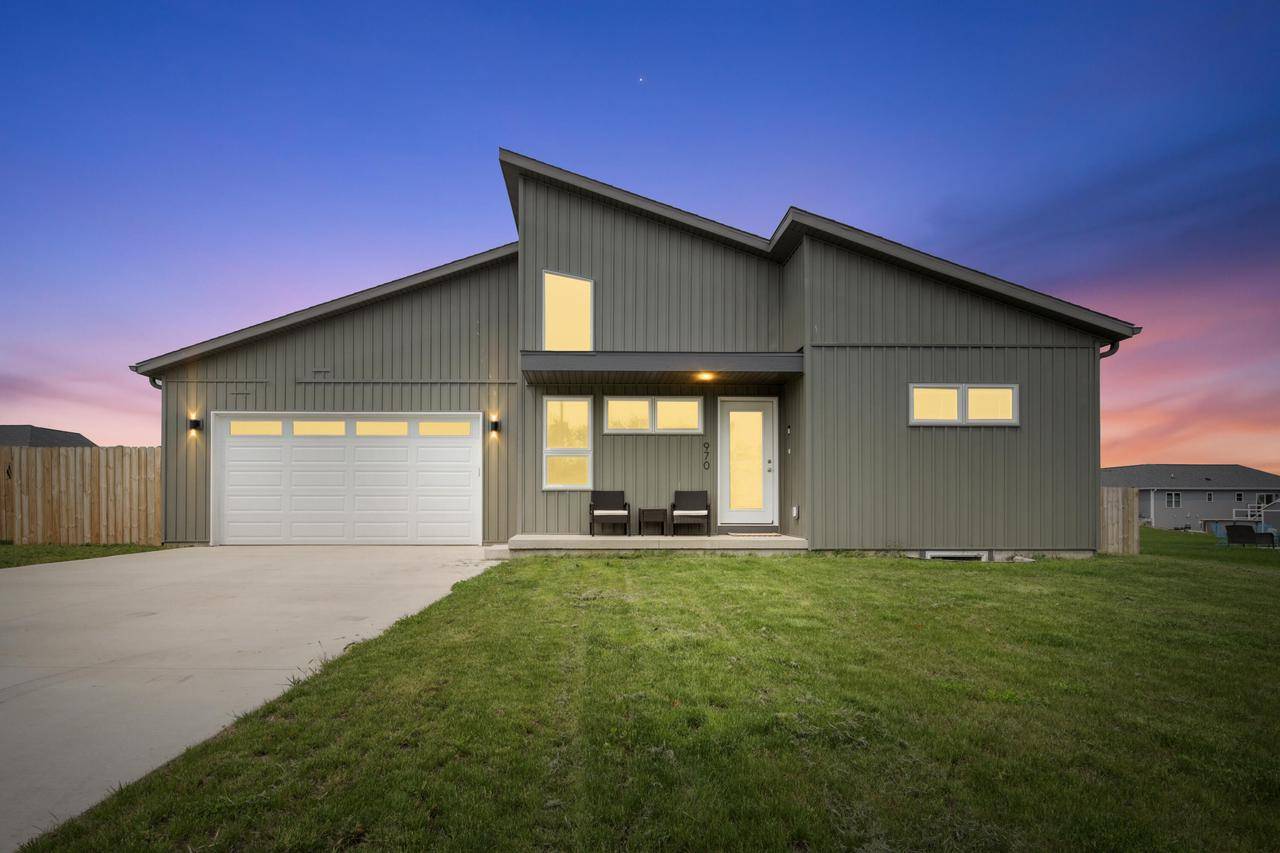 970 Pheasant RUN, Lomira, WI 53048