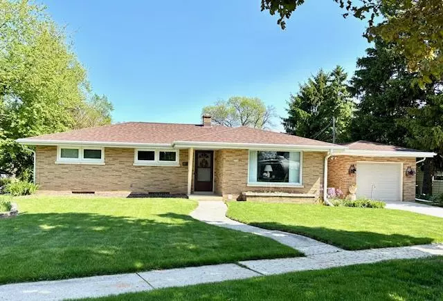 Sheboygan, WI 53081,2524 Erie AVENUE