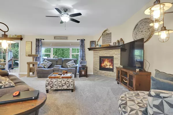 Hartford, WI 53027,340 Willow LANE