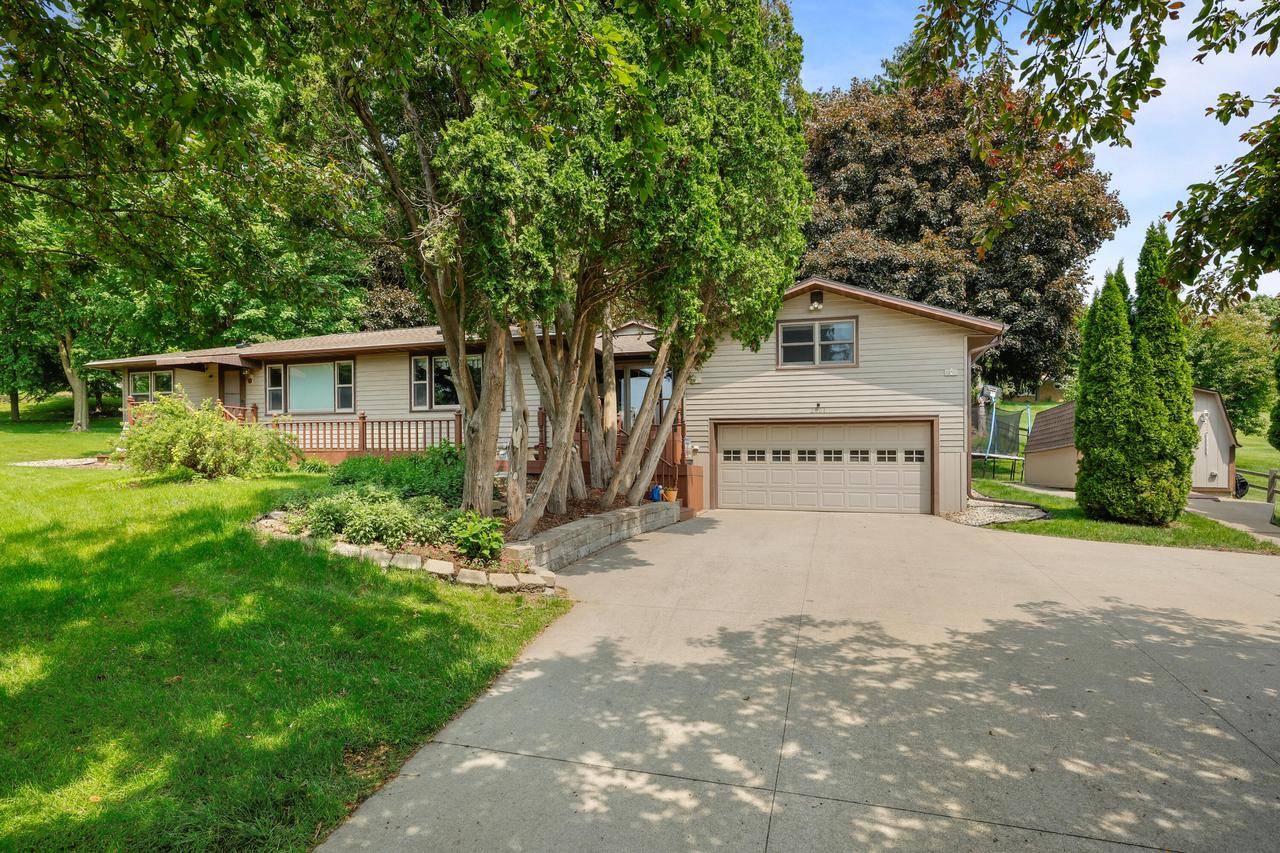2301 Main STREET E, Onalaska, WI 54650