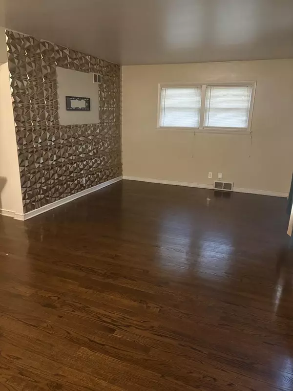 Milwaukee, WI 53216,4125 N 62nd STREET