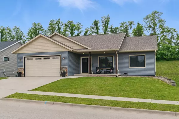 Holmen, WI 54636,1510 Cherry LANE S