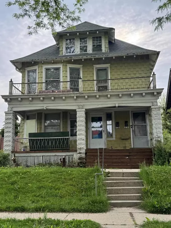 3225 N 24th PLACE #3227, Milwaukee, WI 53206
