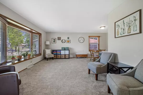 Kenosha, WI 53142,7939 32nd AVENUE