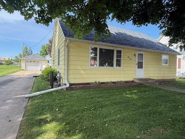 819 Washington STREET E, Caledonia, MN 55921