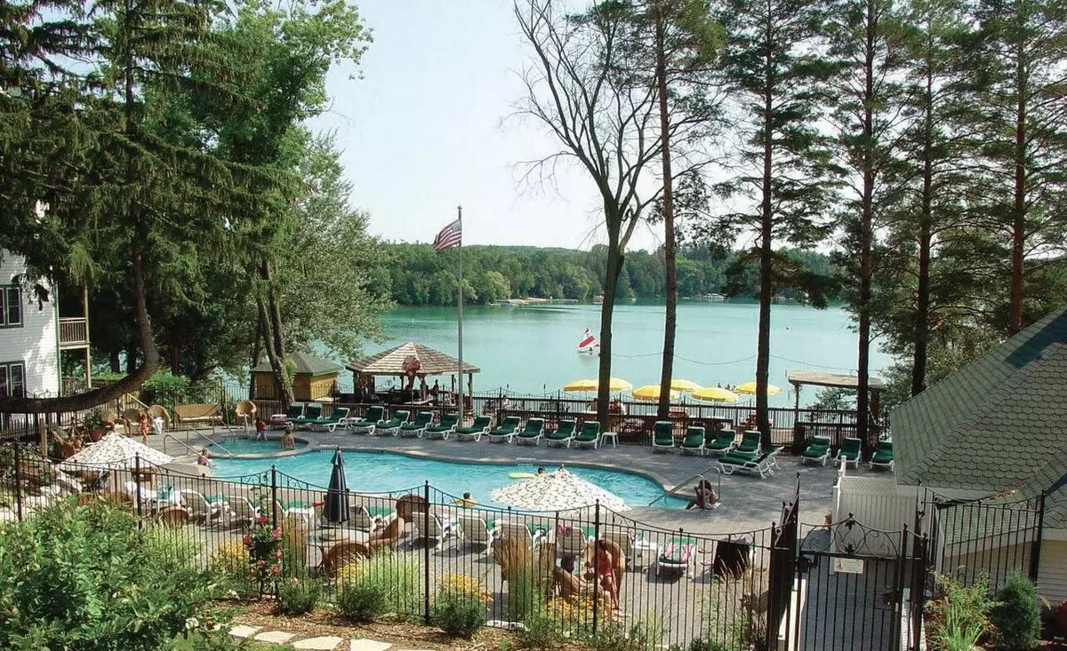 Elkhart Lake, WI 53020,266 Victorian Village DRIVE #226