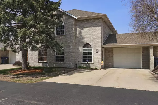 Elkhorn, WI 53121,604 E Market STREET #103