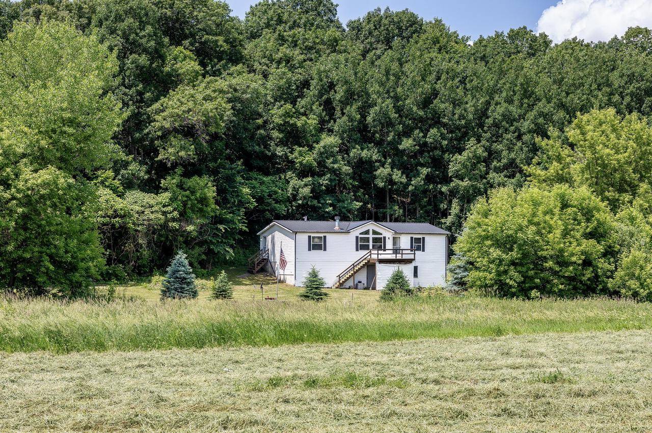 17773 Hilltop ROAD, Sparta, WI 54656