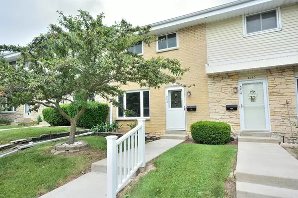 5212 Athens AVENUE, Racine, WI 53406