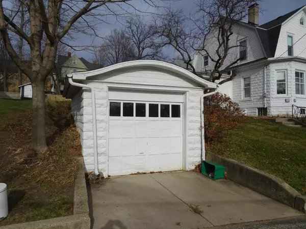 Mineral Point, WI 53565,111 S Iowa St