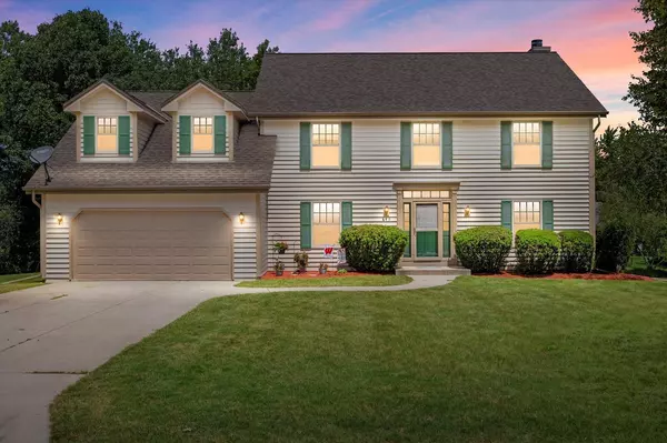 645 Kahen COURT, Hartland, WI 53029