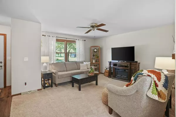 Elkhorn, WI 53121,W5521 Cottonwood ROAD