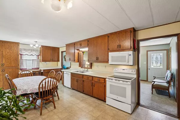 Kewaskum, WI 53040,705 Pleasantwood DRIVE