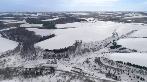 000 County Road C, Mineral Point, WI 53565