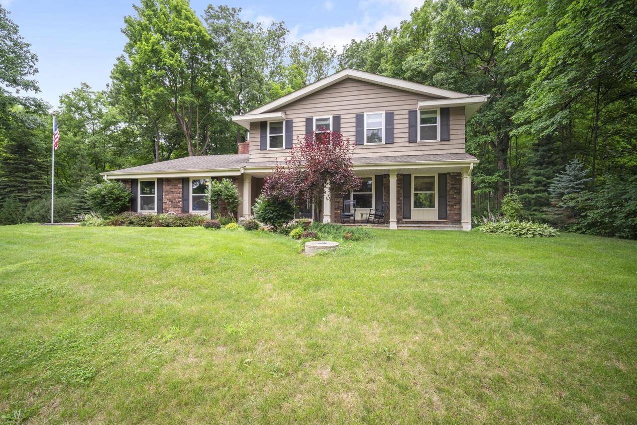 W265S7580 Crestview DRIVE, Waukesha, WI 53189