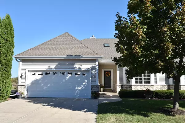 2450 Caribou LANE, Grafton, WI 53024