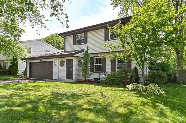 7439 S Pennsylvania AVENUE, Oak Creek, WI 53154