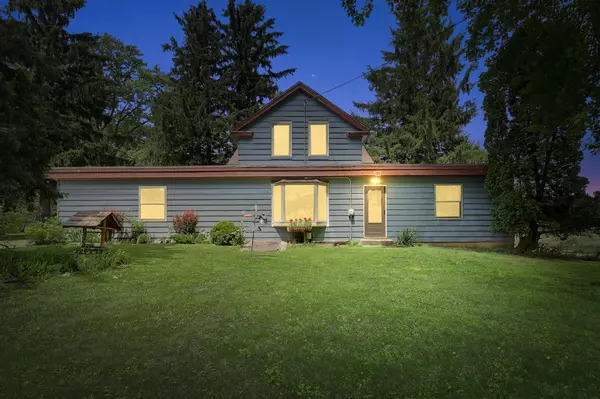 W127S8776 N Cape ROAD, Muskego, WI 53150