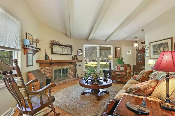 Elkhorn, WI 53121,W5529 Cool Hill DRIVE