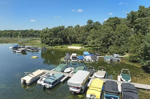 Elkhorn, WI 53121,W5529 Cool Hill DRIVE