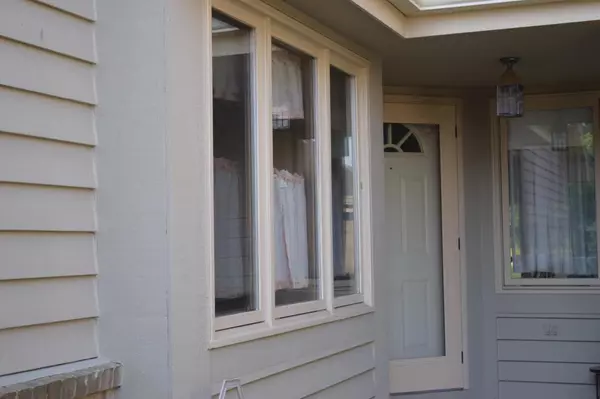 Pewaukee, WI 53072,N21W24191 Dorchester DRIVE #22C