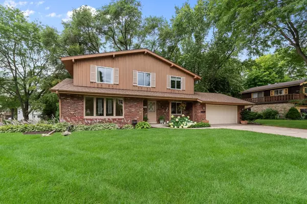 8819 Garden LANE, Greendale, WI 53129