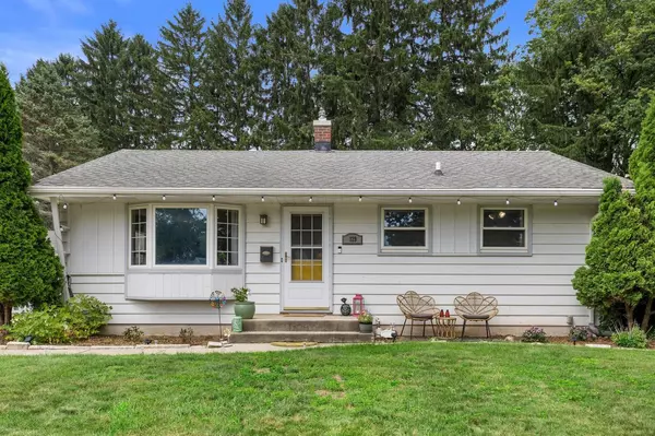 129 N Highland AVENUE, Thiensville, WI 53092