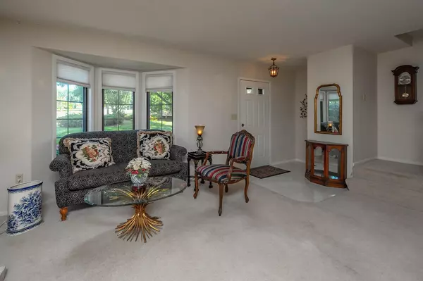 Pewaukee, WI 53072,384 Willow Grove DRIVE #A