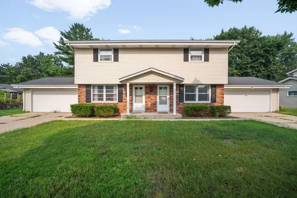 754 Imperial COURT, West Bend, WI 53095