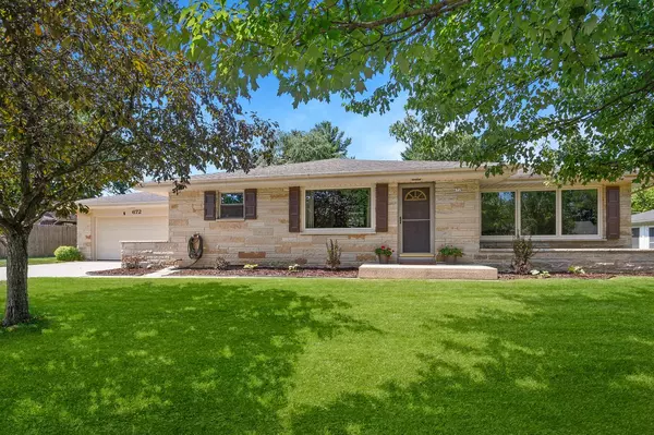 672 S 14th AVENUE, West Bend, WI 53095