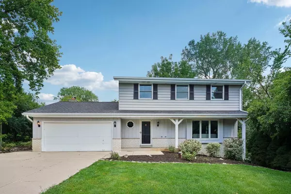 1140 Ridgeway ROAD, Brookfield, WI 53045