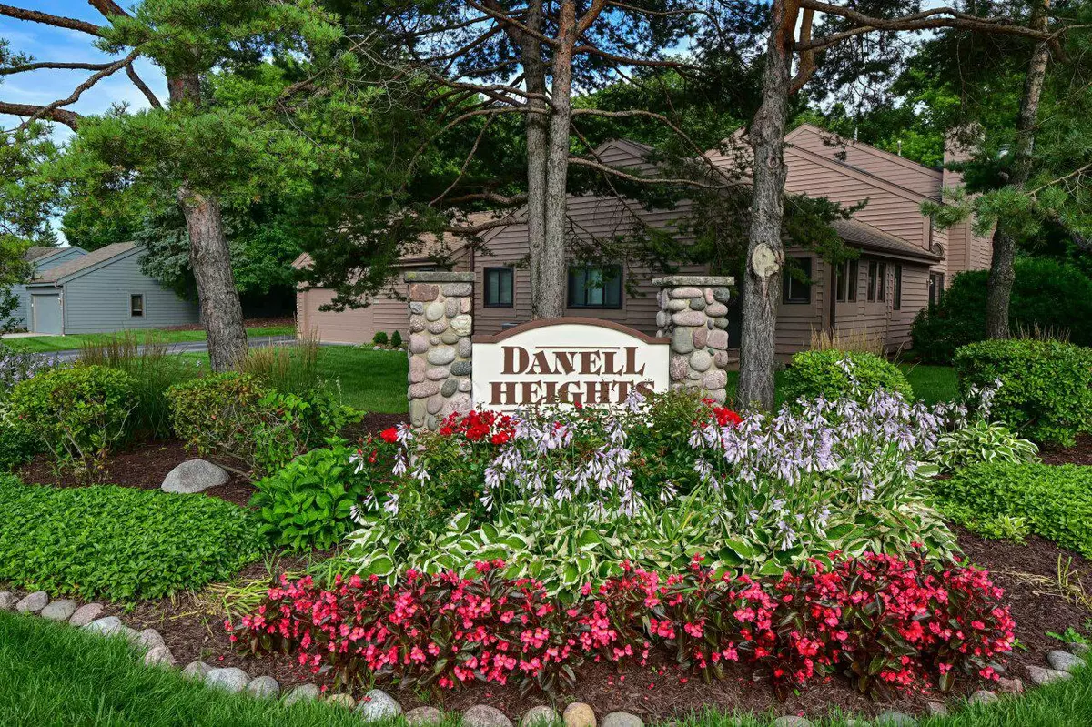 Menomonee Falls, WI 53051,N81W13635 Golfway DRIVE #C