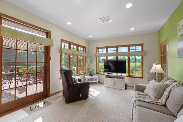 Hartford, WI 53027,880 Hickory LANE