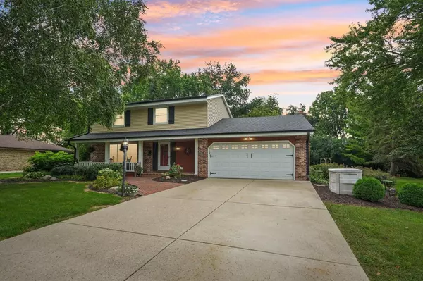 W181N5820 Jackson DRIVE, Menomonee Falls, WI 53051