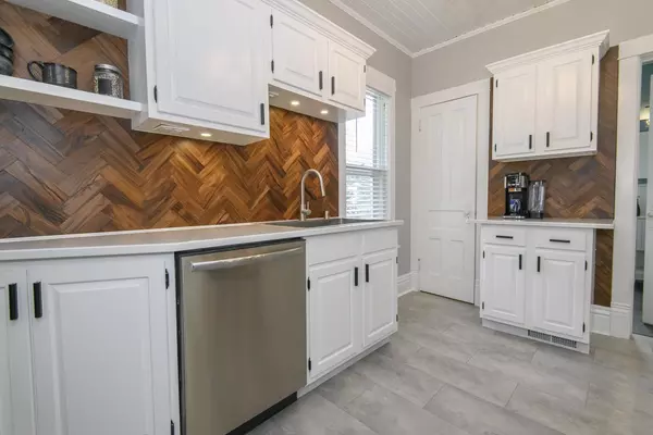 Dousman, WI 53118,144 Evergreen STREET