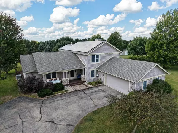 Dousman, WI 53118,W361S2389 Scuppernong DRIVE