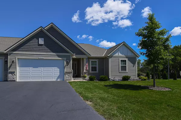 W144N4822 Stone DRIVE #C, Menomonee Falls, WI 53051
