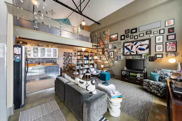 3059 N Weil STREET #120, Milwaukee, WI 53212