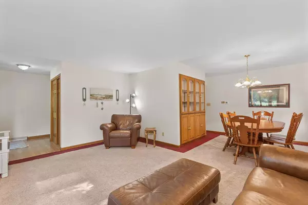 Wales, WI 53183,403 Bron Derw DRIVE