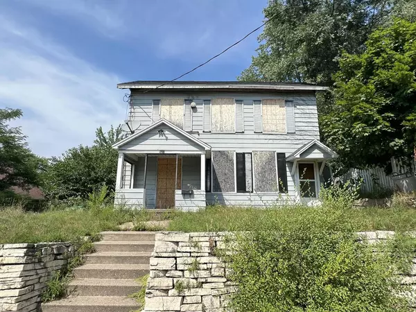 Wisconsin Rapids, WI 54494,521 Oak STREET