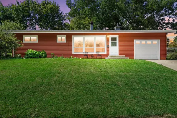 709 Lemira AVENUE, Waukesha, WI 53188