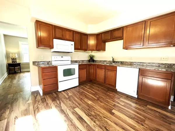 Milwaukee, WI 53215,3440 S 17th STREET