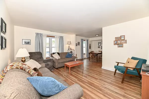 Milwaukee, WI 53221,5940 S 27th STREET #A